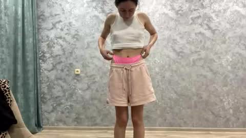 Snapshot of idellmannheim chatting on November 2025 06:29:01 PM Sofi online show from November 2025 06:29:01 PM