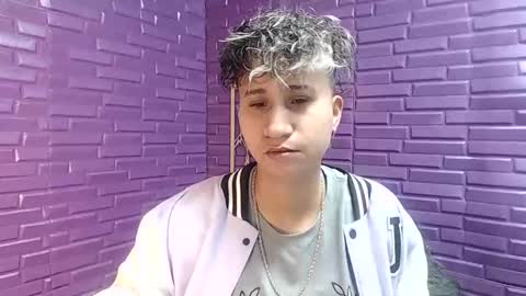 Snapshot of im_milan_rs chatting on January 2025 12:33:01 AM im_milan_rs online show from January 2025 12:33:01 AM