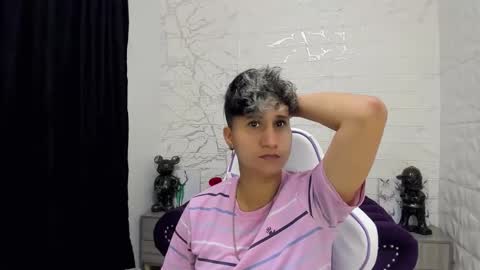 Snapshot of im_milan_rs chatting on February 2025 04:00:02 AM im_milan_rs online show from February 2025 04:00:02 AM