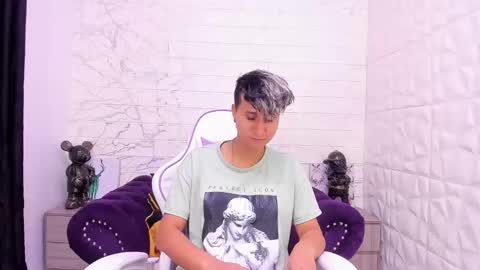 Snapshot of im_milan_rs chatting on February 2025 03:28:01 AM im_milan_rs online show from February 2025 03:28:01 AM