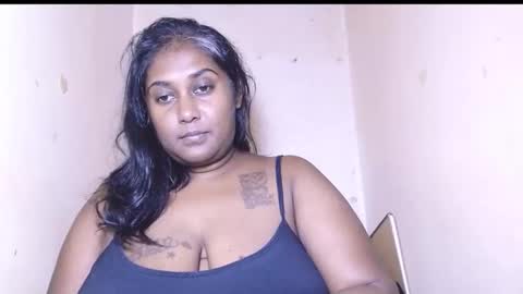 Snapshot of indiancoco chatting on December 2025 06:01:02 PM candice online show from December 2025 06:01:02 PM