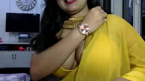 Snapshot of indianrads9 chatting on November 2025 05:56:01 PM Radha online show from November 2025 05:56:01 PM