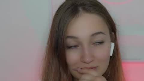 invokersgirl online show from September 2025 03:00:02 PM