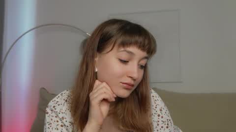 invokersgirl online show from September 2025 03:01:01 PM