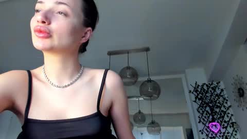 Ir s room online show from March 2025 03:45:02 PM