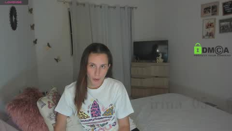 Snapshot of irina_05 chatting on January 2025 01:05:02 AM IRINA online show from January 2025 01:05:02 AM