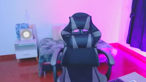 Snapshot of isabella__666 chatting on December 2025 04:11:02 AM isabella__666 online show from December 2025 04:11:02 AM