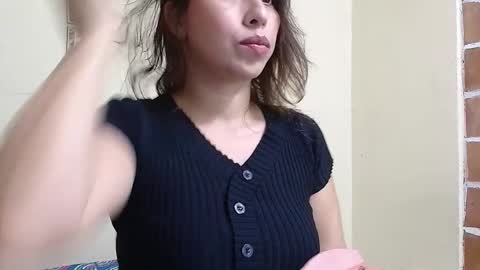 isabellaa_smith03 online show from September 2025 02:45:01 AM