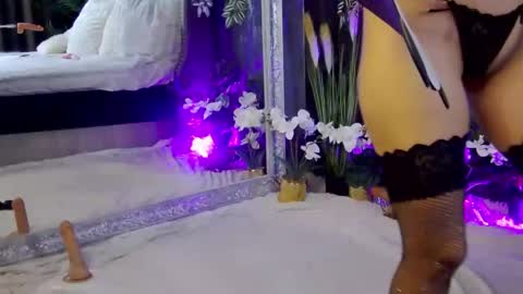 IsabelleEthan online show from January 2025 05:53:02 AM