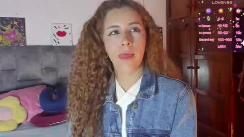 Isabela  online show from September 2025 04:57:01 AM