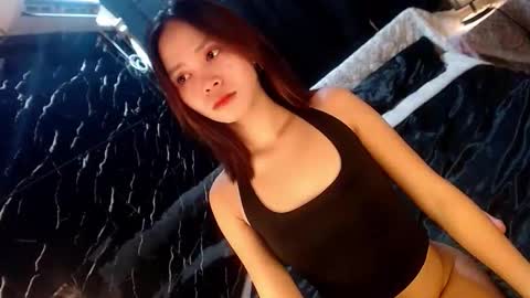 Snapshot of itsme_liza chatting on November 2025 06:40:01 PM itsme_liza online show from November 2025 06:40:01 PM