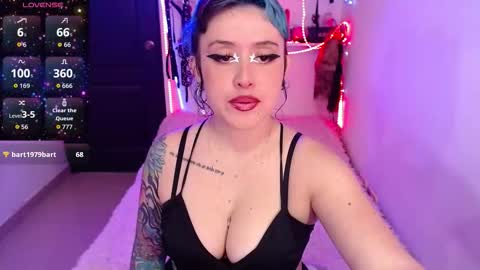 Snapshot of ivy_rosse chatting on December 2025 05:07:02 PM You can find more of me here online show from December 2025 05:07:02 PM