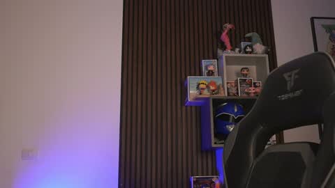 JC online show from January 2025 08:51:02 PM