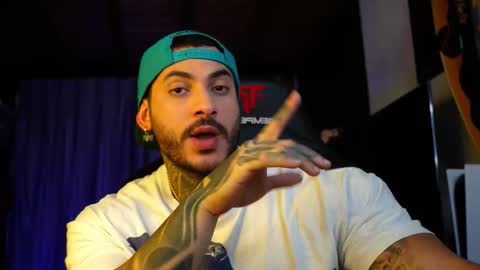 JC online show from November 2025 07:57:01 PM