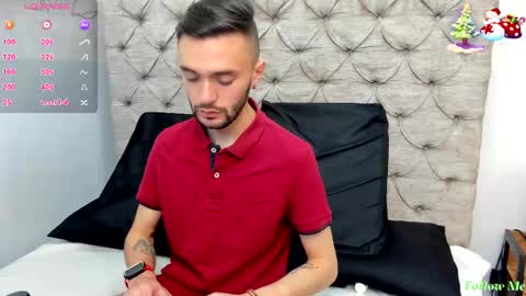 jakemagnus_ online show from December 2024 12:23:02 PM