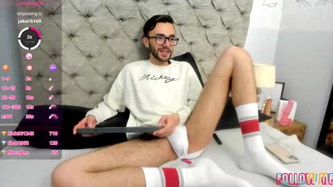 jakemagnus_ online show from January 2025 06:31:02 AM
