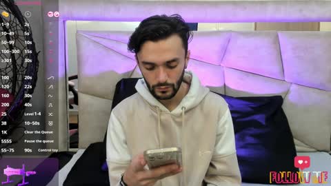 jakemagnus_ online show from January 2025 02:09:01 AM
