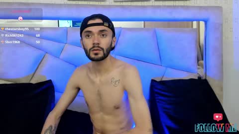 jakemagnus_ online show from January 2025 01:49:01 PM