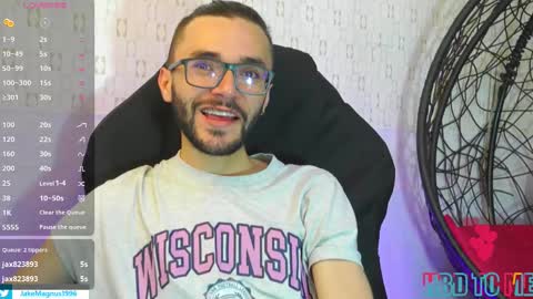 jakemagnus_ online show from February 2025 01:13:02 PM