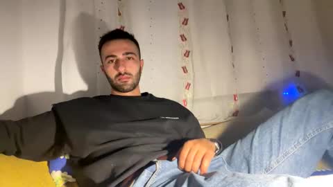 Snapshot of jamessandt chatting on November 2025 08:32:01 PM jamessandt online show from November 2025 08:32:01 PM