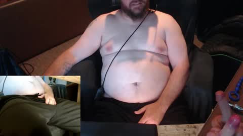 Snapshot of jamesscott88 chatting on December 2025 10:14:01 PM jamesscott88 online show from December 2025 10:14:01 PM