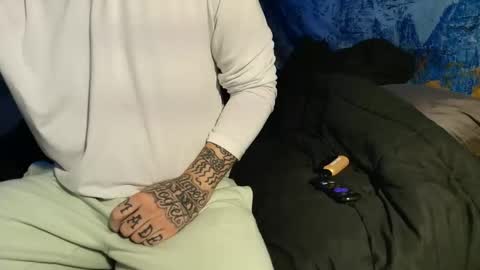 Snapshot of jamiejordan93 chatting on November 2025 06:41:04 PM OF - Jamiejordans online show from November 2025 06:41:04 PM