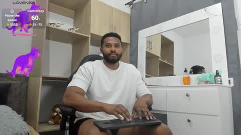 Jason online show from November 2025 08:19:02 PM