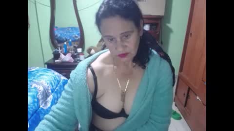 jazmim online show from January 2025 12:01:01 AM