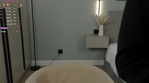 Mira the personal mirage D online show from September 2025 07:08:01 PM