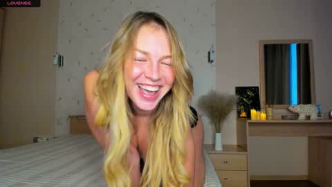 Jeane online show from January 2025 05:13:01 AM