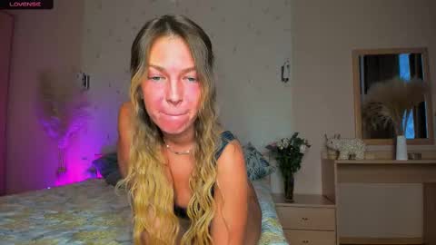 Jeane online show from February 2025 10:27:02 AM
