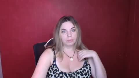 Jennifer online show from September 2025 11:54:01 AM