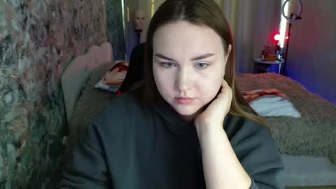 Jenny online show from November 2025 08:48:01 AM