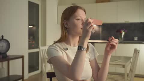 Molly online show from October 2025 03:20:02 PM