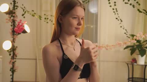 Molly online show from November 2025 03:29:02 PM