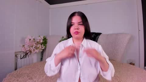 Jess online show from September 2025 01:35:02 PM