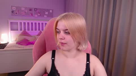 Jess online show from September 2025 07:43:01 AM