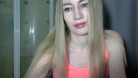 JessFox1 online show from December 2024 11:05:02 PM