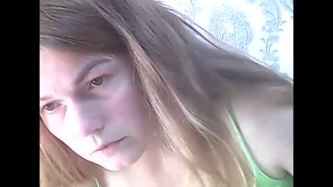 JessiLeits online show from September 2025 12:42:02 PM