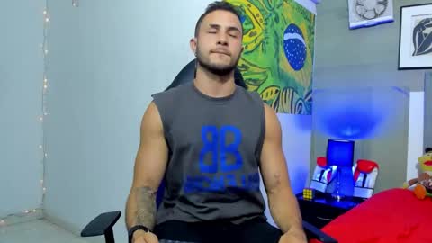 Snapshot of jhonny_flames7 chatting on November 2025 04:33:02 AM jhonny online show from November 2025 04:33:02 AM