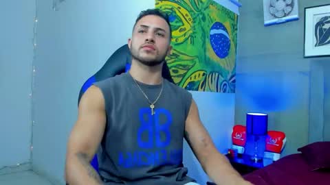 Snapshot of jhonny_flames7 chatting on December 2025 04:00:02 AM jhonny online show from December 2025 04:00:02 AM