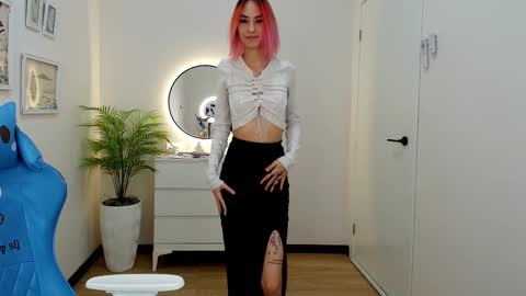 jinx_boom online show from February 2025 11:42:02 AM