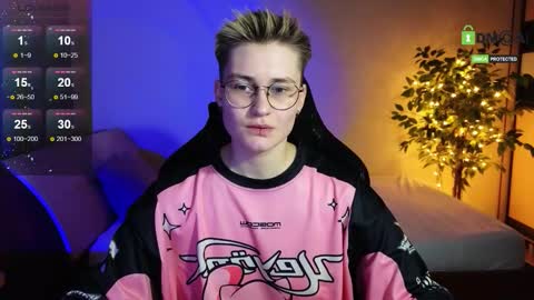 Snapshot of joan_night chatting on December 2025 07:07:02 PM J online show from December 2025 07:07:02 PM