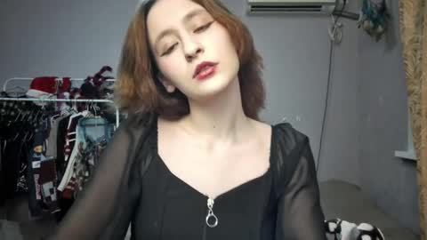 Joannatompson online show from February 2025 01:21:02 AM