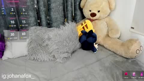 johana fox online show from December 2024 08:25:01 PM