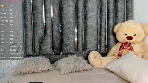 johana fox online show from December 2024 10:32:01 AM