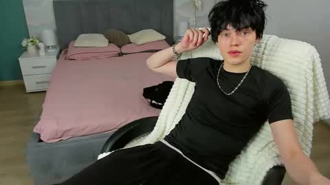 John online show from September 2025 09:58:01 PM