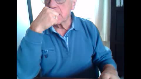 Snapshot of johnjohn6226623 chatting on October 2025 09:40:02 AM johnjohn6226 online show from October 2025 09:40:02 AM