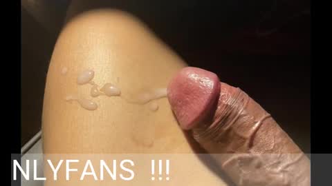 Snapshot of johnnyfun_xxx chatting on January 2025 03:37:02 AM Johnnystrongarms online show from January 2025 03:37:02 AM