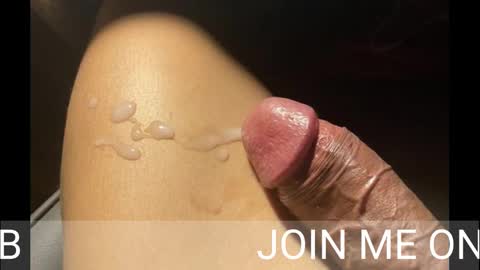 Snapshot of johnnyfun_xxx chatting on February 2025 02:51:01 AM Johnnystrongarms online show from February 2025 02:51:01 AM